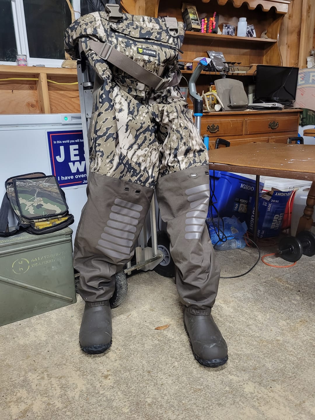 Customer photo review of Tidewe AquaWade Pro Insulated Waders for Duck Hunting - Waterfowl Breathable Waders
