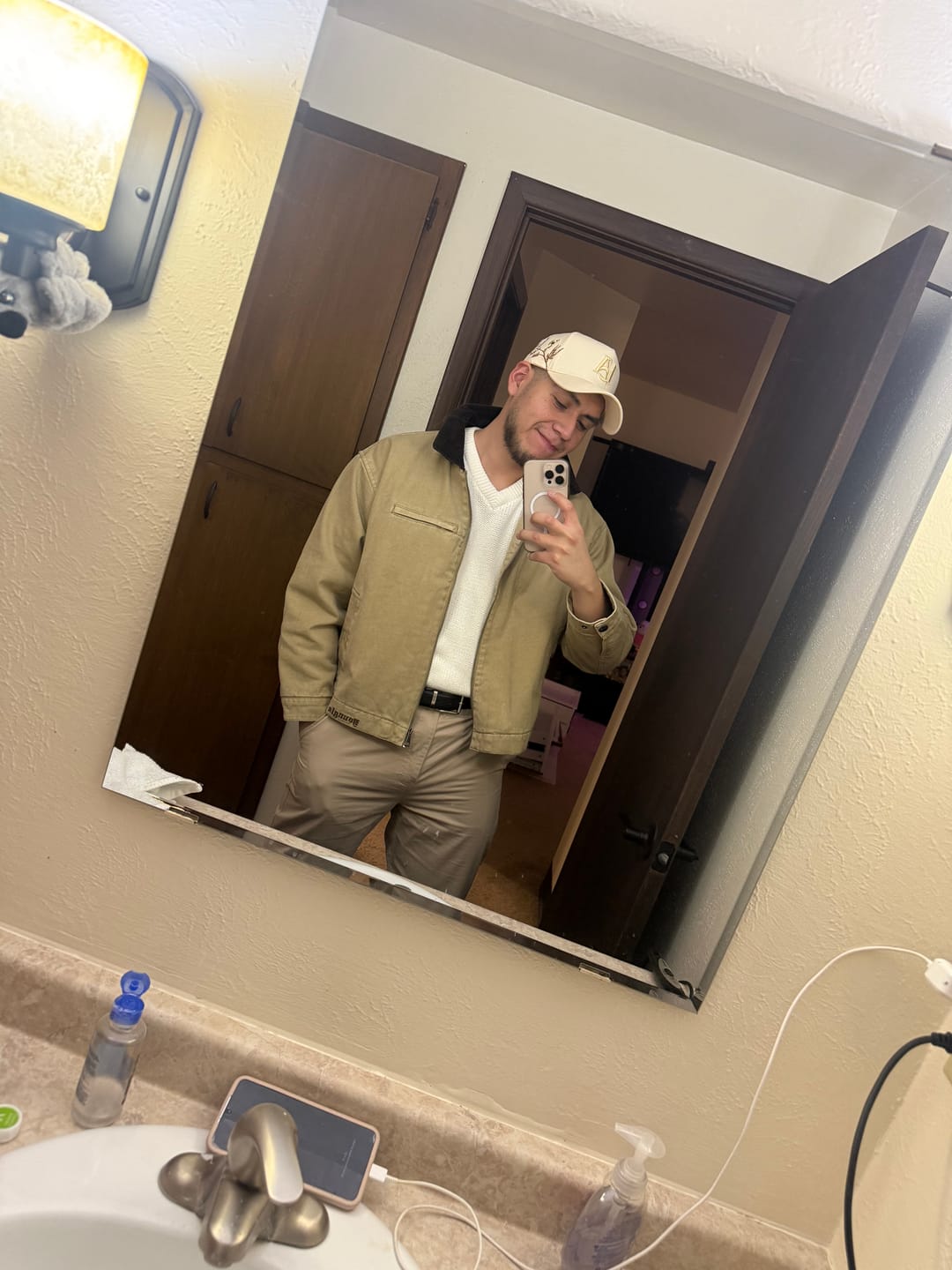 Customer photo review of 6051 - Chino Pants