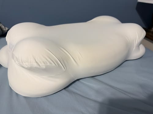 Customer photo review of Mellow CloudAlign™ Pillow