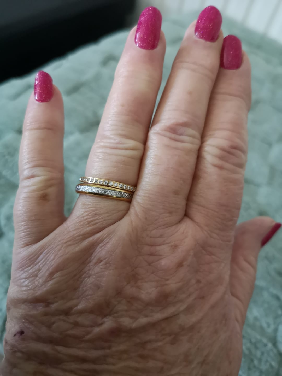 Customer photo review of The Golden Steel 4mm Wonder Ring