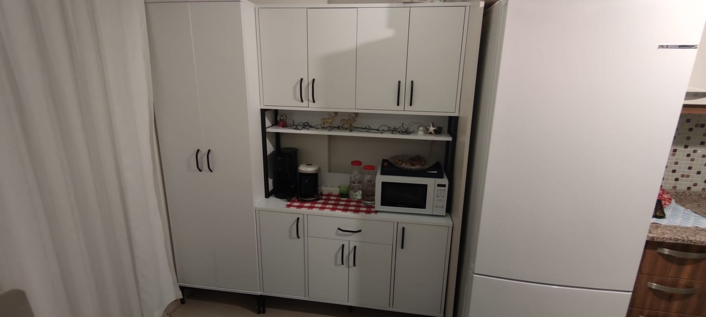 Customer photo review of Rani JE127 Çok Amaçlı Dolap 8 Kapaklı 1 Çekmeceli Kiler Mutfak Dolabı Beyaz