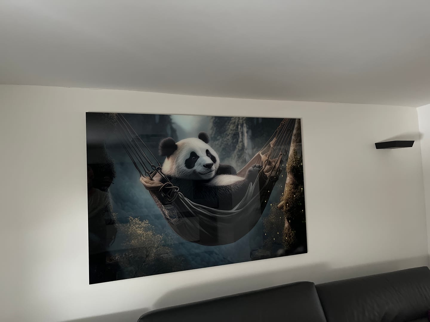 Customer photo review of Acrylglasbild Pandabär in einer Hängematte Querformat