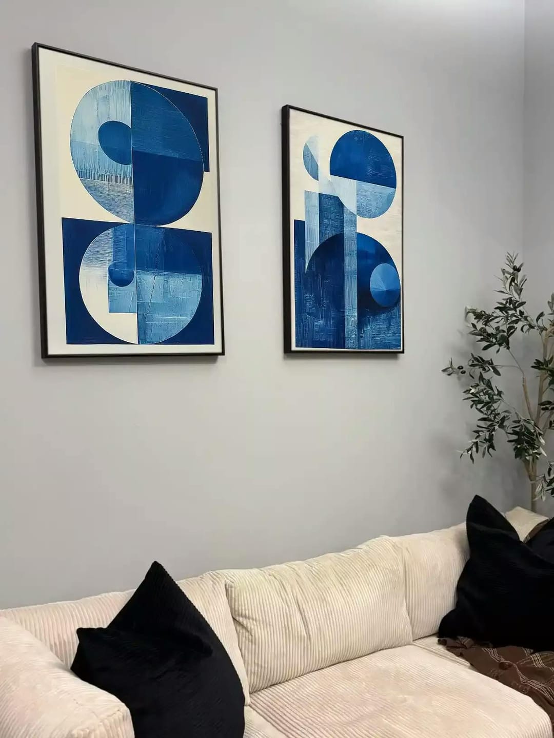 Customer photo review of Geometric Minimalist Blue Wall Art - Echo Form