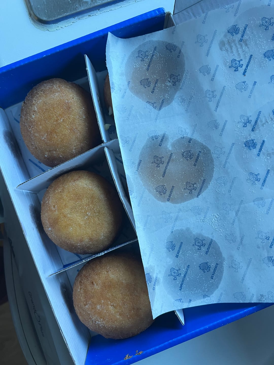Customer photo review of The Filled Box