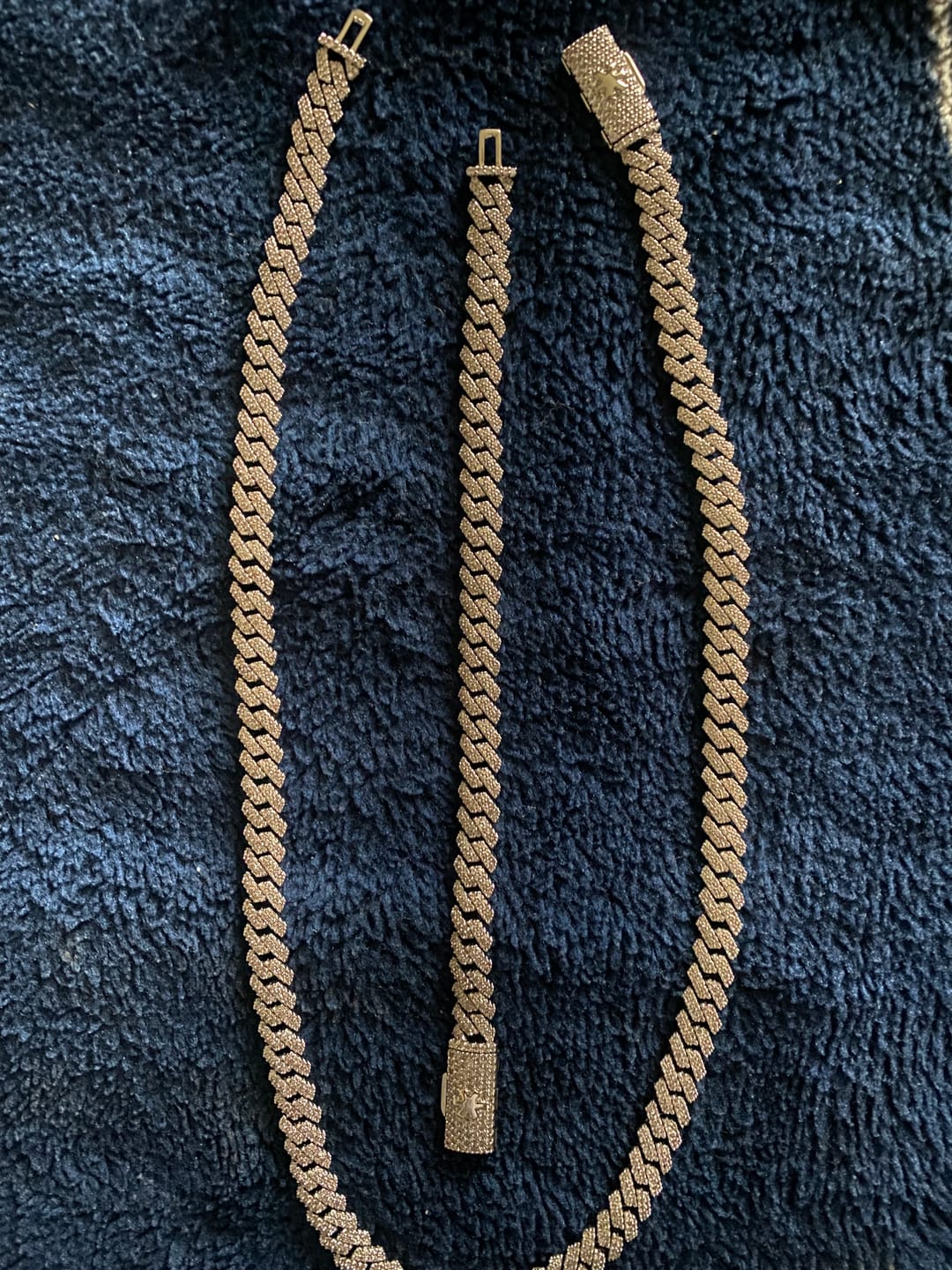 Customer photo review of 8MM VVS Cuban Link Chain and Bracelet Bundle 14K Gold