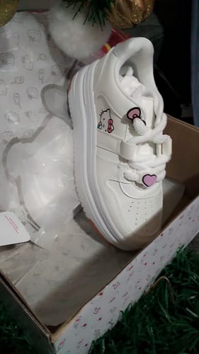Customer photo review of HK Pink Bow Sneaker