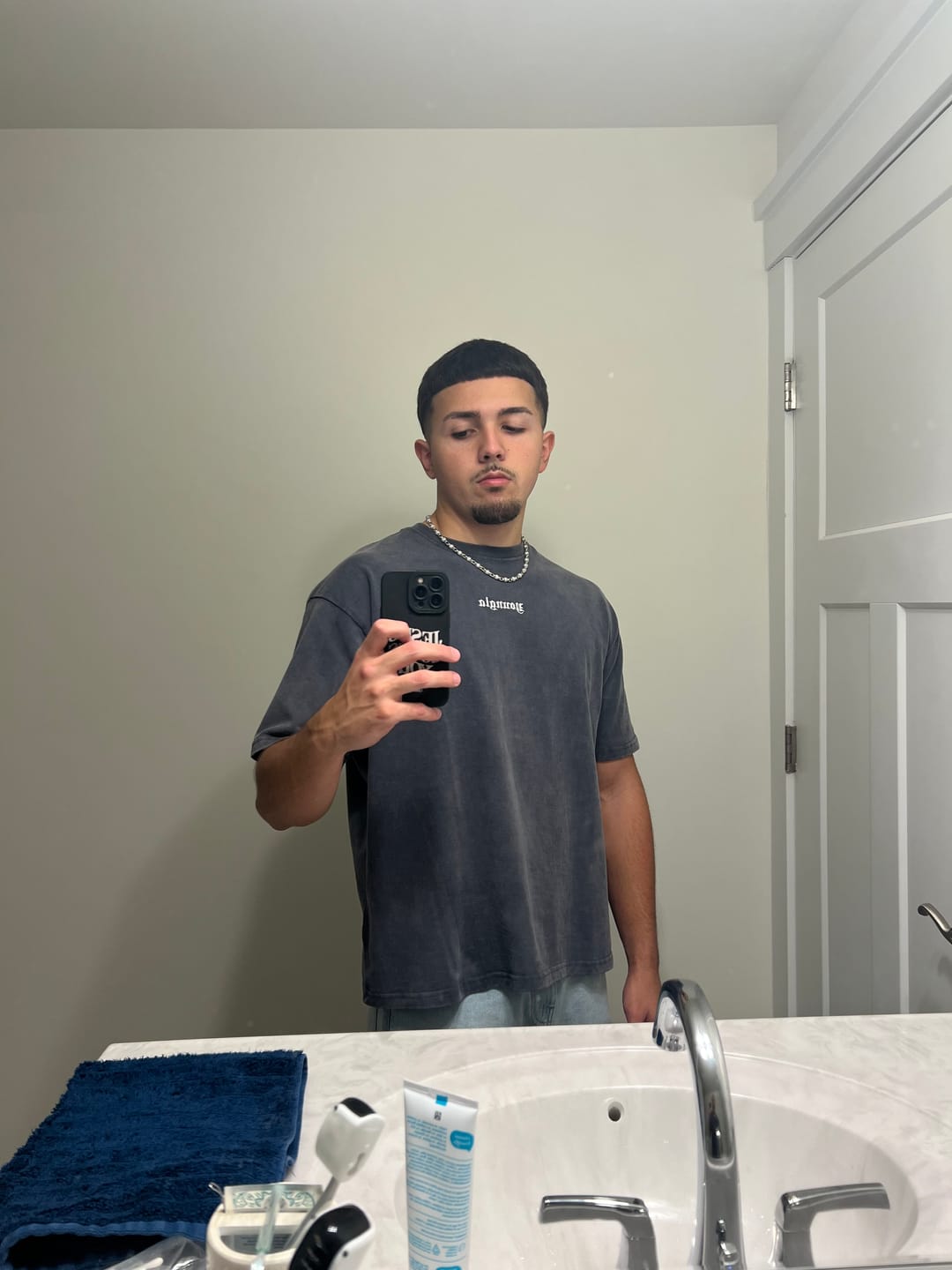 Customer photo review of 4293 - Core Relaxed Tees