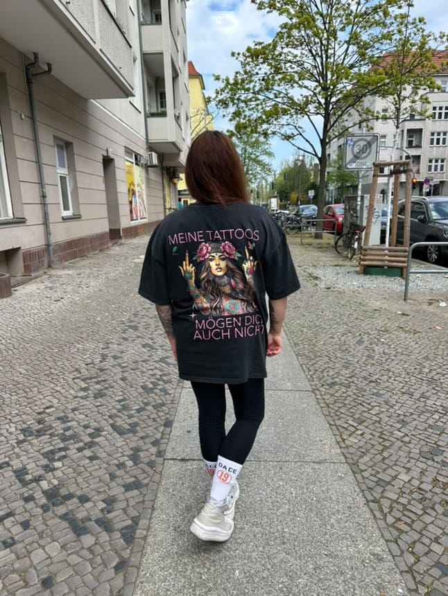 Customer photo review of Meine Tattoos mögen dich auch nicht – Oversized T-Shirt