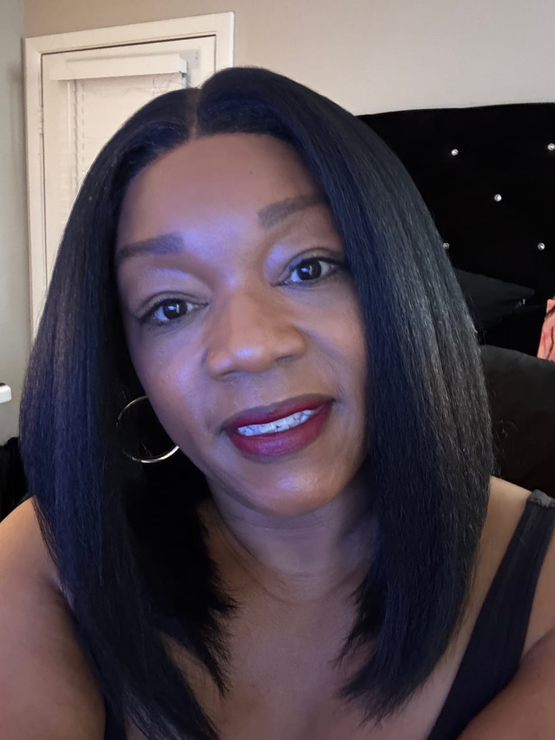 Customer photo review of Sensationnel Butta Lace Chic Bob Glueless HD Lace Front Wig - LOB UNIT 8