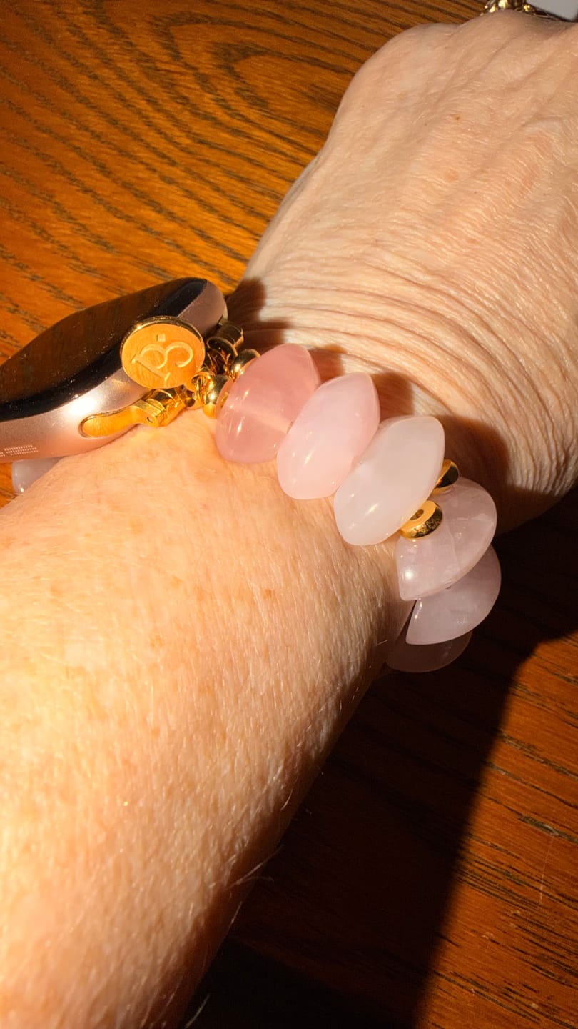 Customer photo review of Loving Quartz Stretch Apple Watch Strap