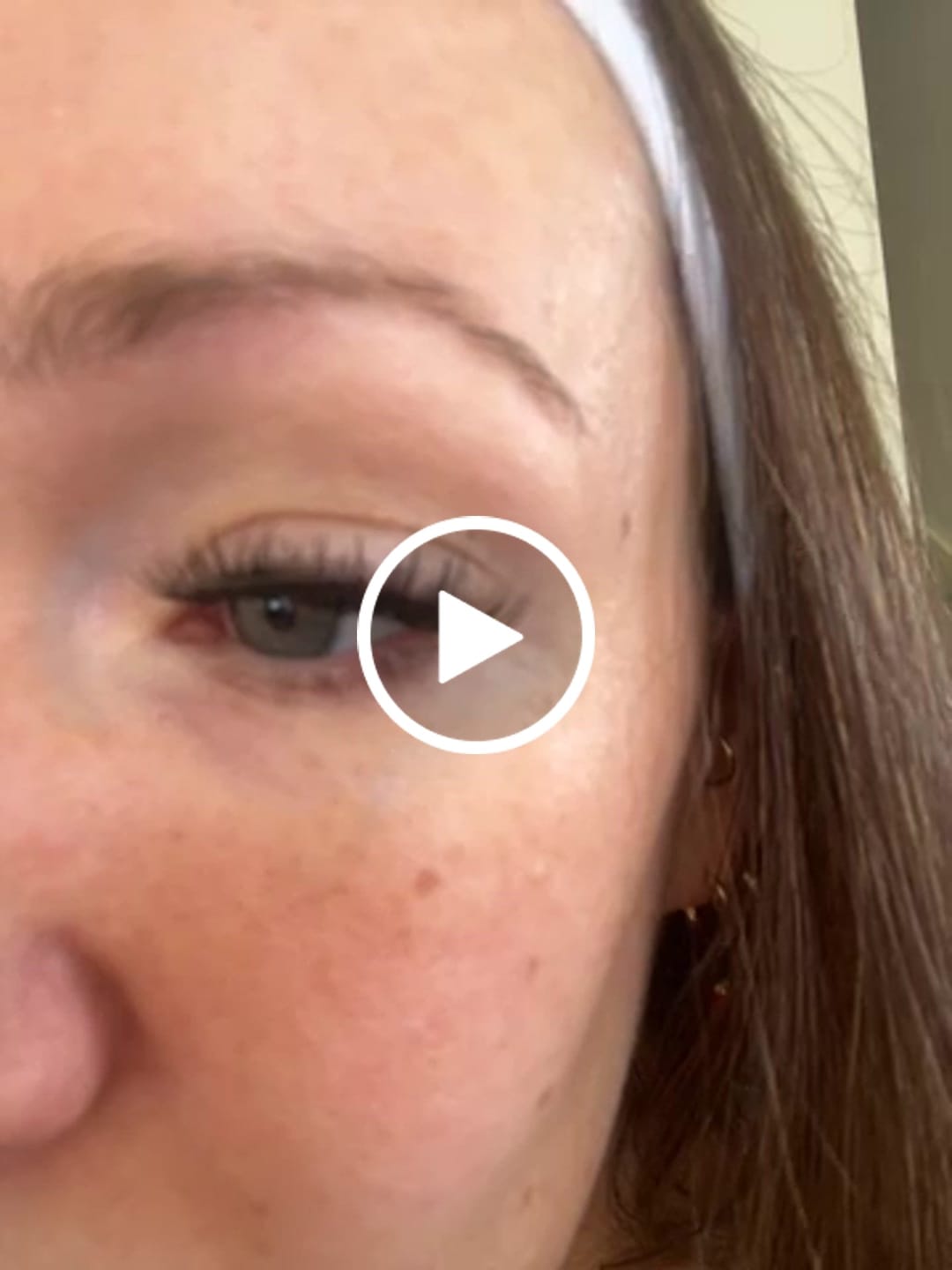 Customer video review of Pre-mapped Lashes x 2