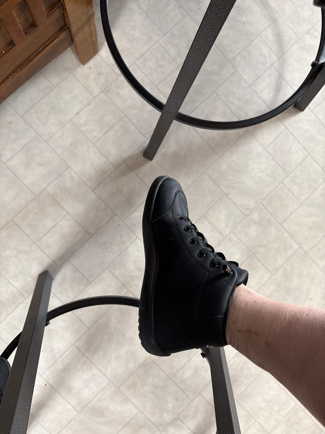 Customer photo review of Ash - Winter Barefoot Shoes