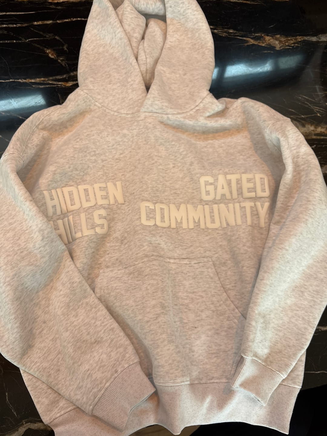 Customer photo review of GATED COMMUNITY HOODIE LIGHT GREY