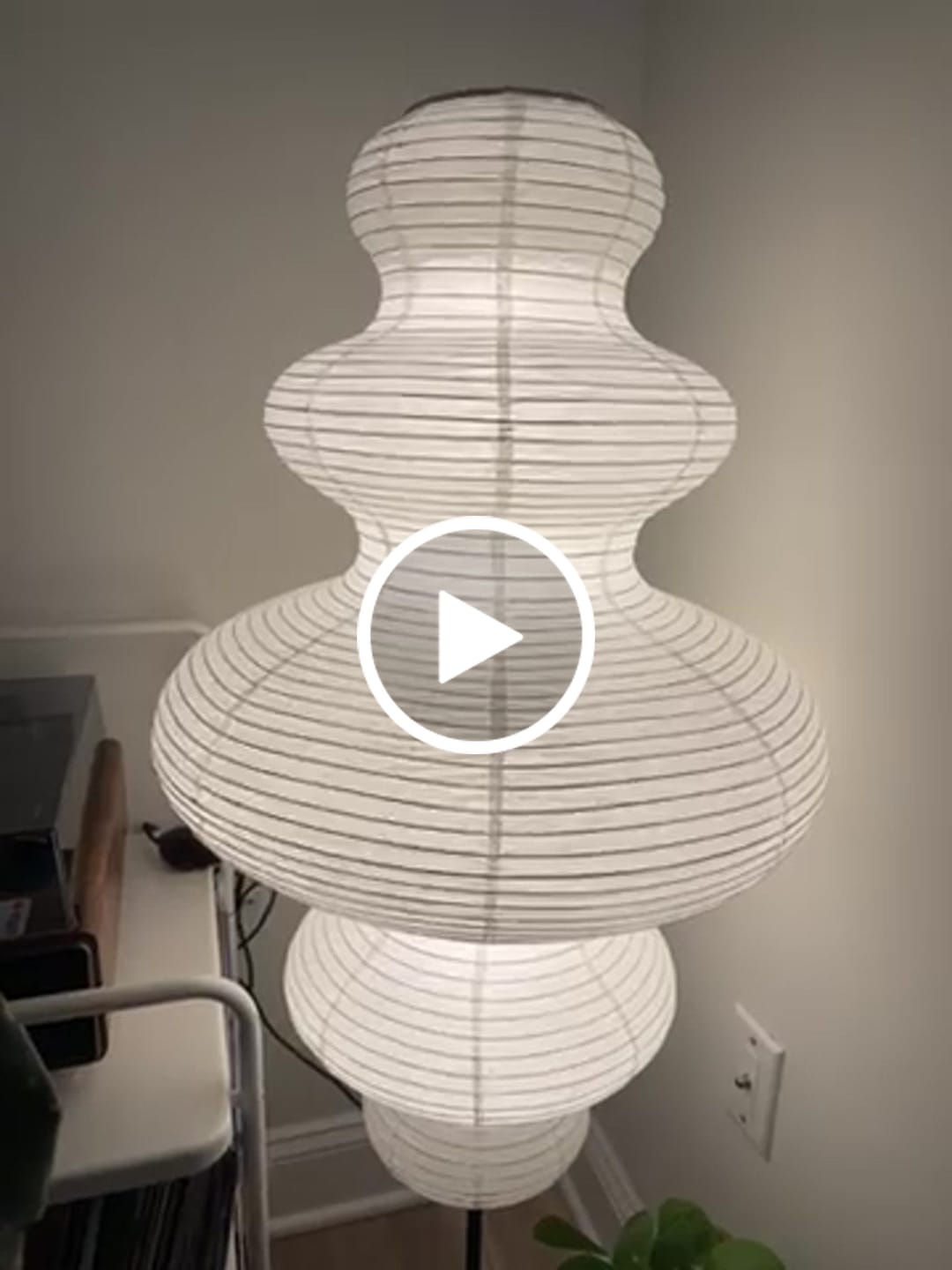 Customer video review of Zephyr Paper Floor Lamp