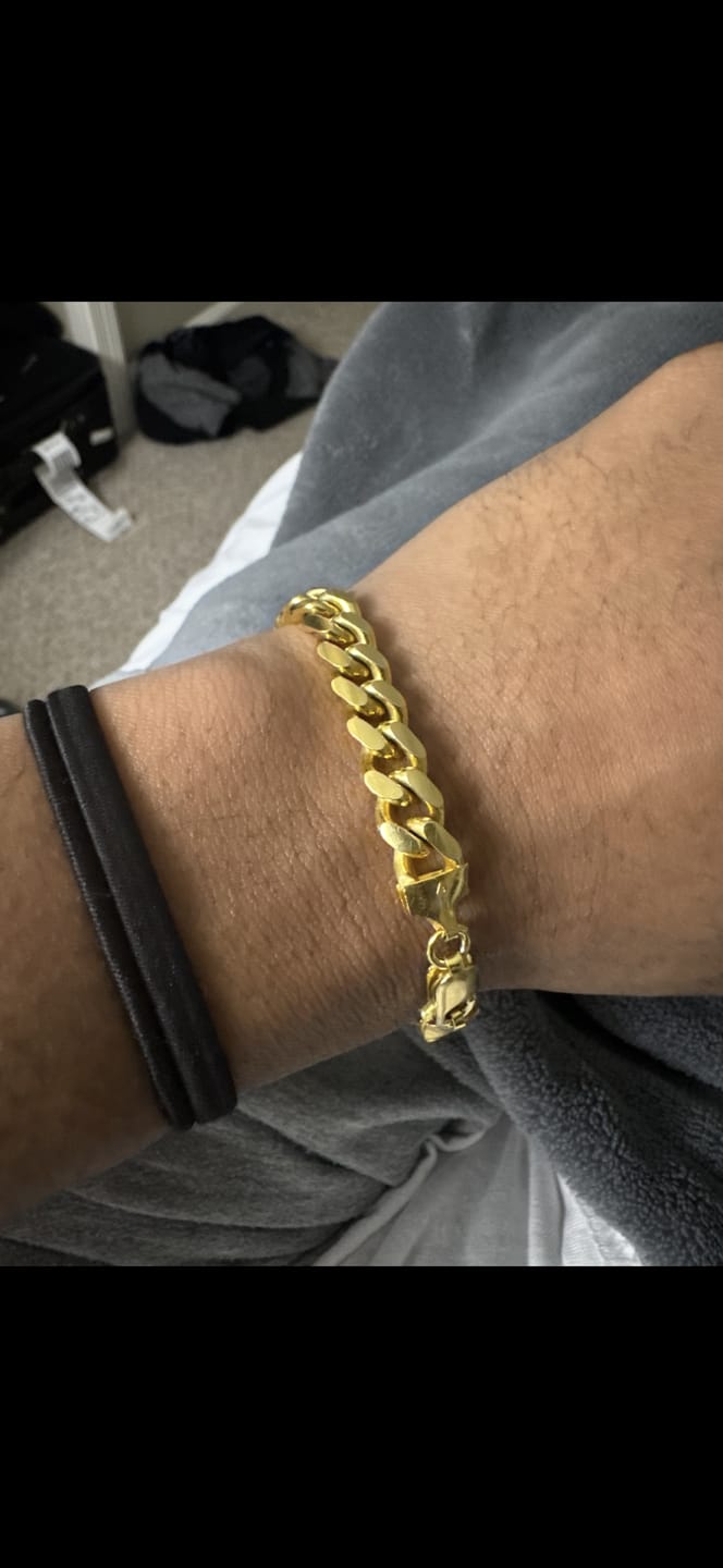 Customer photo review of 14K Gold Miami Cuban Lobster Bracelet