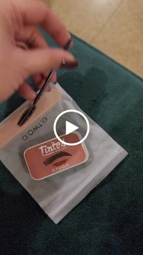 Customer video review of O.TWO.O TINTED BROW SOAP