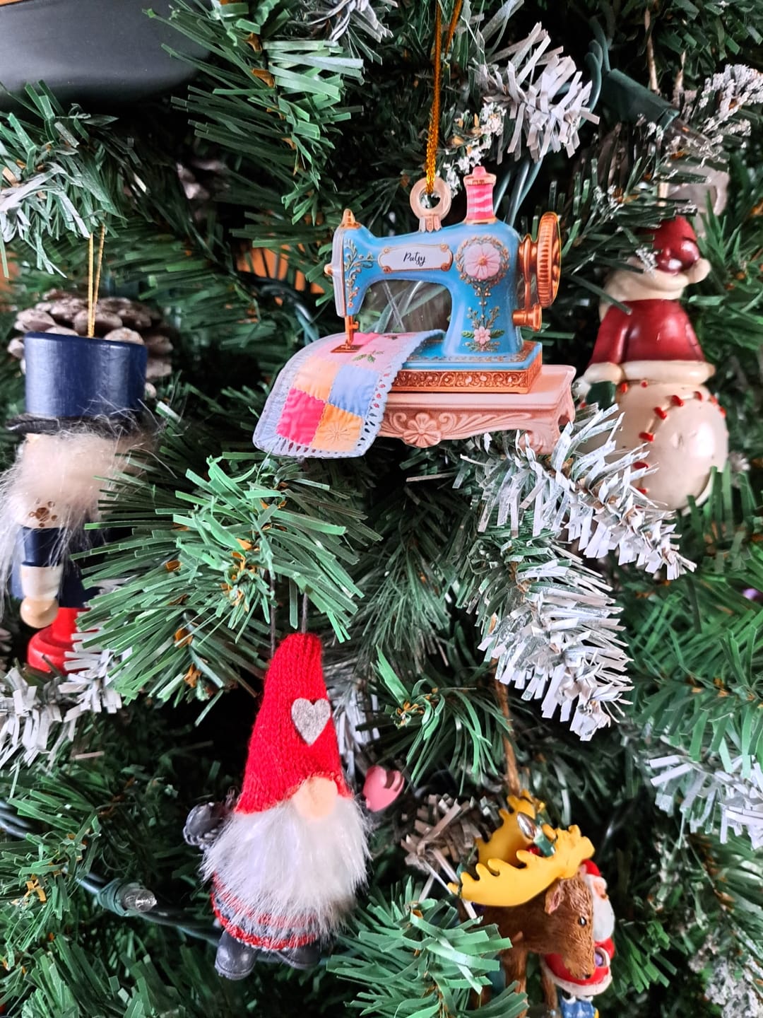 Customer photo review of Sewing Machine Quilter Personalized Christmas Acrylic Ornament - Seamstress Gift