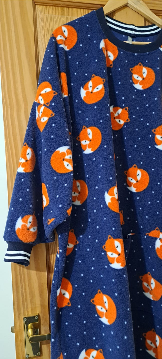 Customer photo review of Gutermann Maraflex Elastic Stretch Thread 150m