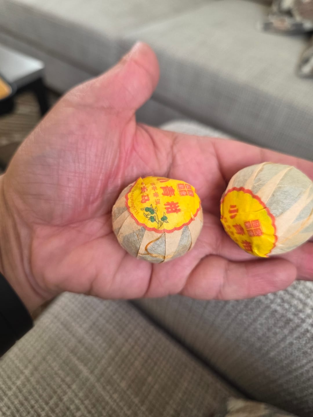Customer photo review of 2014 Xiao Qing Gan – Ripe Pu-erh Tea in Green Tangerine from Tengma