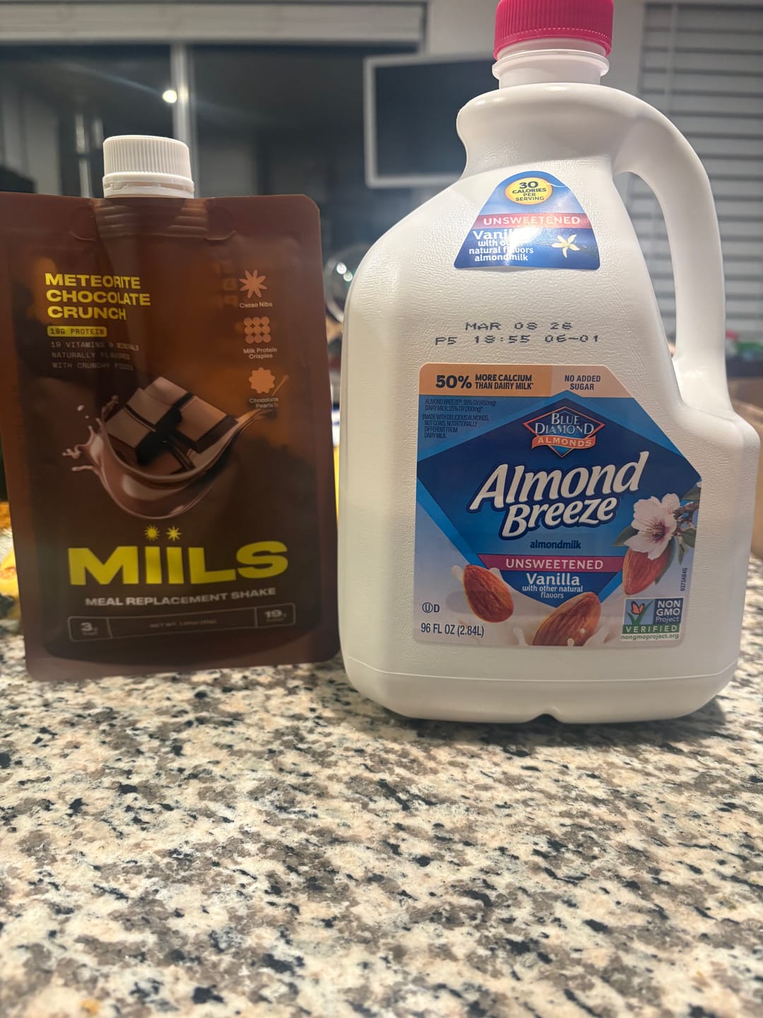 Customer photo review of METEORITE CHOCOLATE CRUNCH