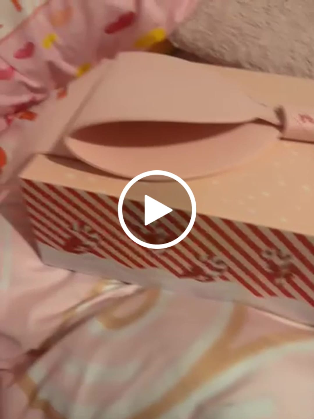 Kundenvideobewertung der P.Louise Weihnachtsgeschenkbox