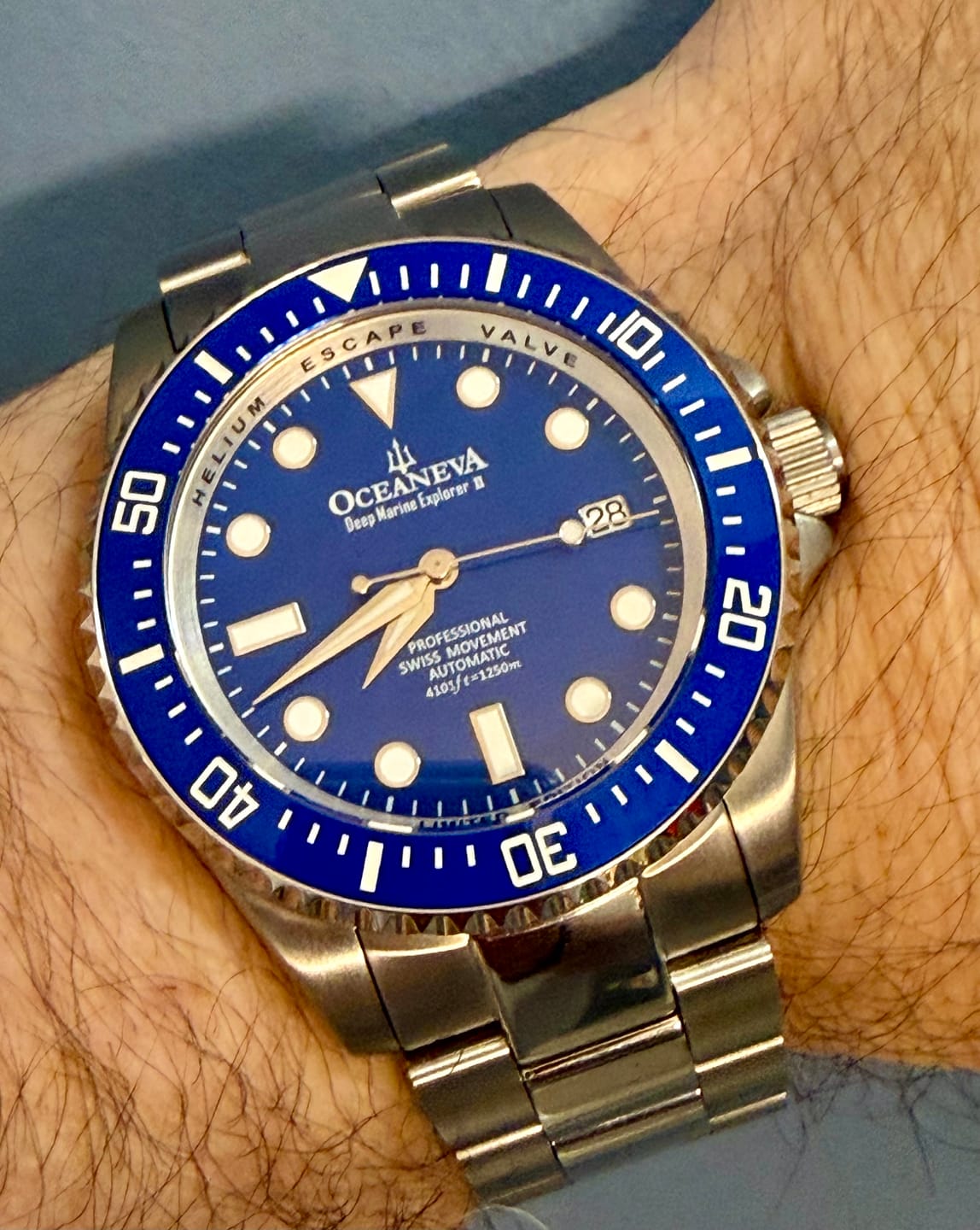 Customer photo review of Oceaneva Men's Deep Marine Explorer II 1250M Pro Diver Watch Blue