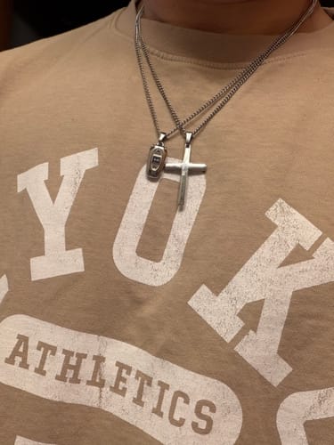 Customer photo review of Flip Phone Pendant