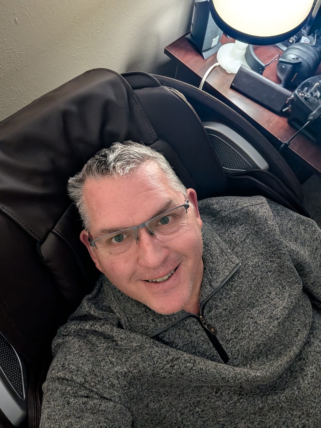 Customer photo review of Favor-06 2026 3D Massage Chair Brown