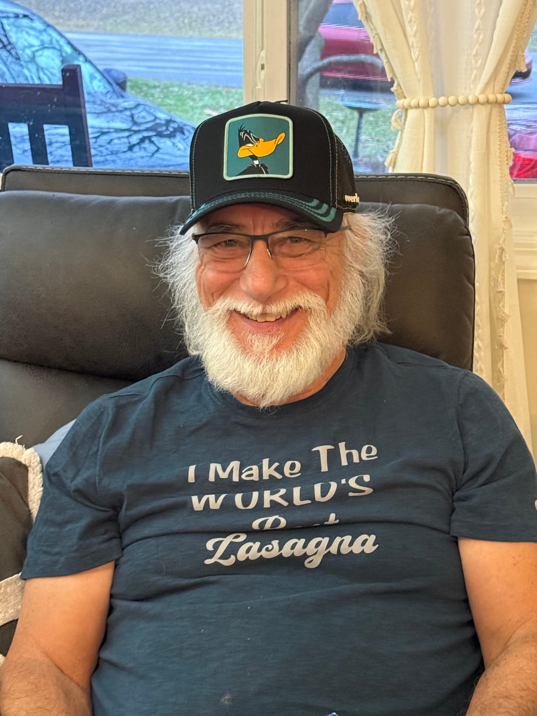 Customer photo review of OVERLORD X Looney Tunes: Daffy Duck Trucker Cap
