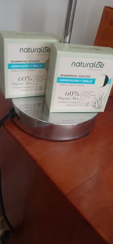 Customer photo review of Shampoo Sólido Hidratación & Brillo 83gr