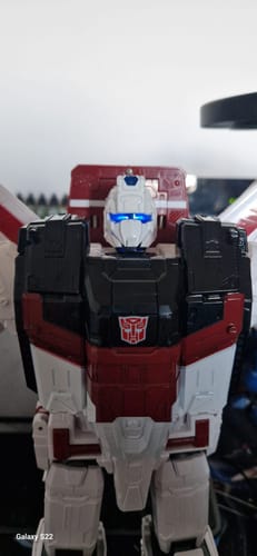 Customer photo review of 4th party Vincoroor V33-06 Fire of The Sky (Oversized OS KO WFC Siege WFC-S28 Jetfire)
