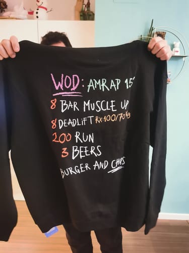 Customer photo review of SUDADERA OVRSZ NEGRA BLACKBOARD UNISEX