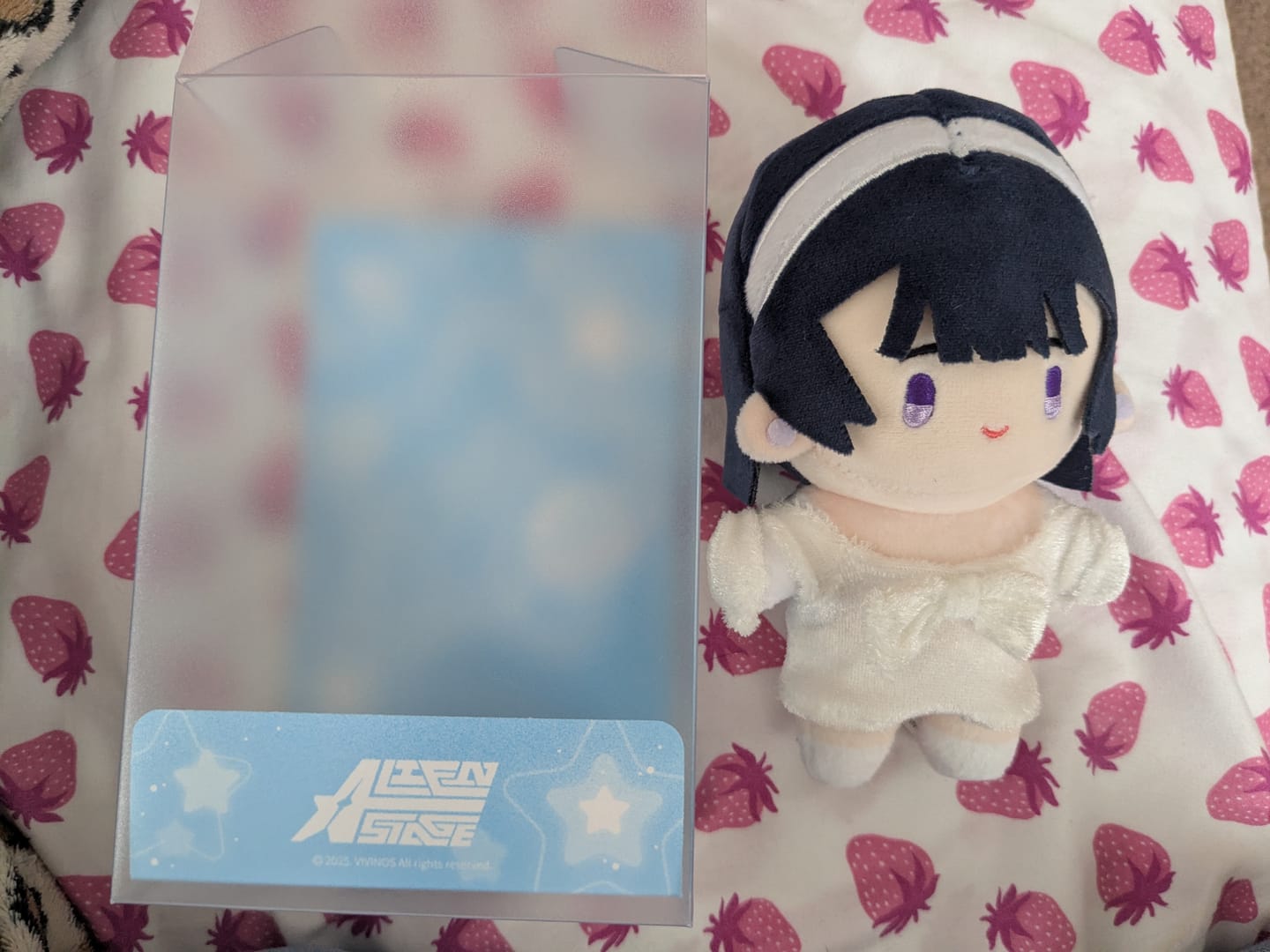 Customer photo review of Alien Stage Theme Series Plush Toy