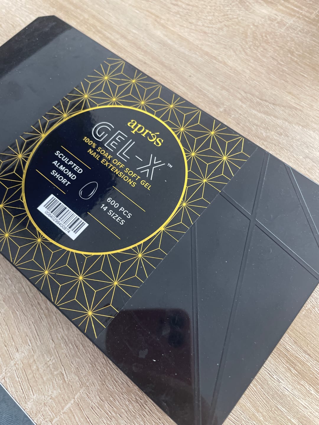 Customer photo review of Gel-X® Tips Natural Almendra Medio (600und)