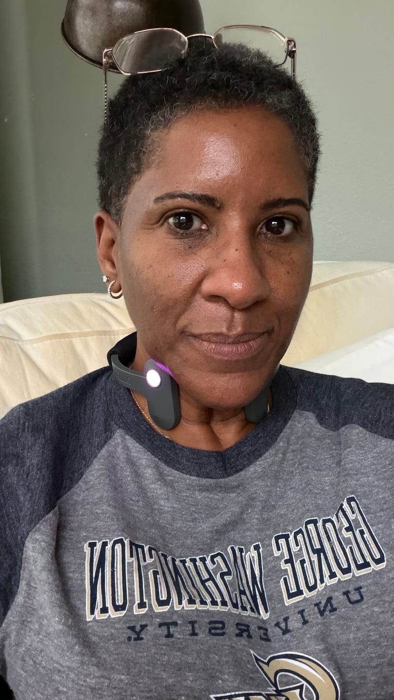 Customer photo review of Pulsetto vagus nerve stimulation device