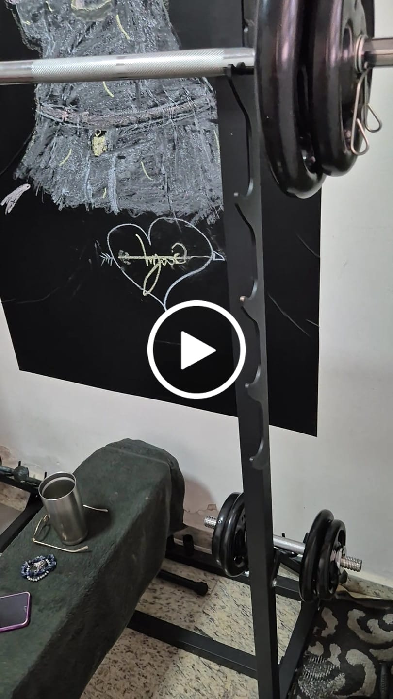 Customer video review of Presilha Zincada Para Barra de Musculação E Halteres