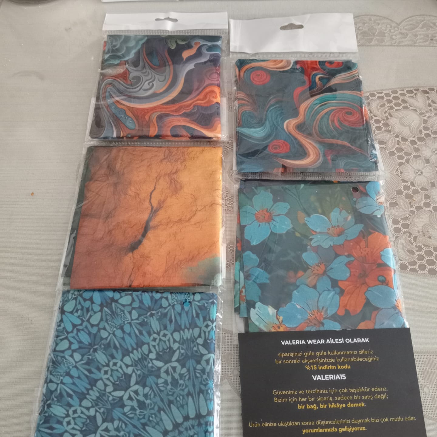 Customer photo review of Valeria Wear - Ateşin Masalı Desenli Buff