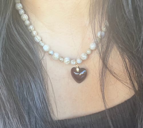 Reseña con foto de un cliente sobre Collar Borlas Y Corazón