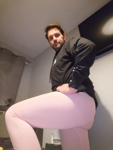 Customer photo review of The Delight Leggings