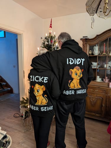 Customer photo review of Zicke Löwe - Premium Unisex Hoodie