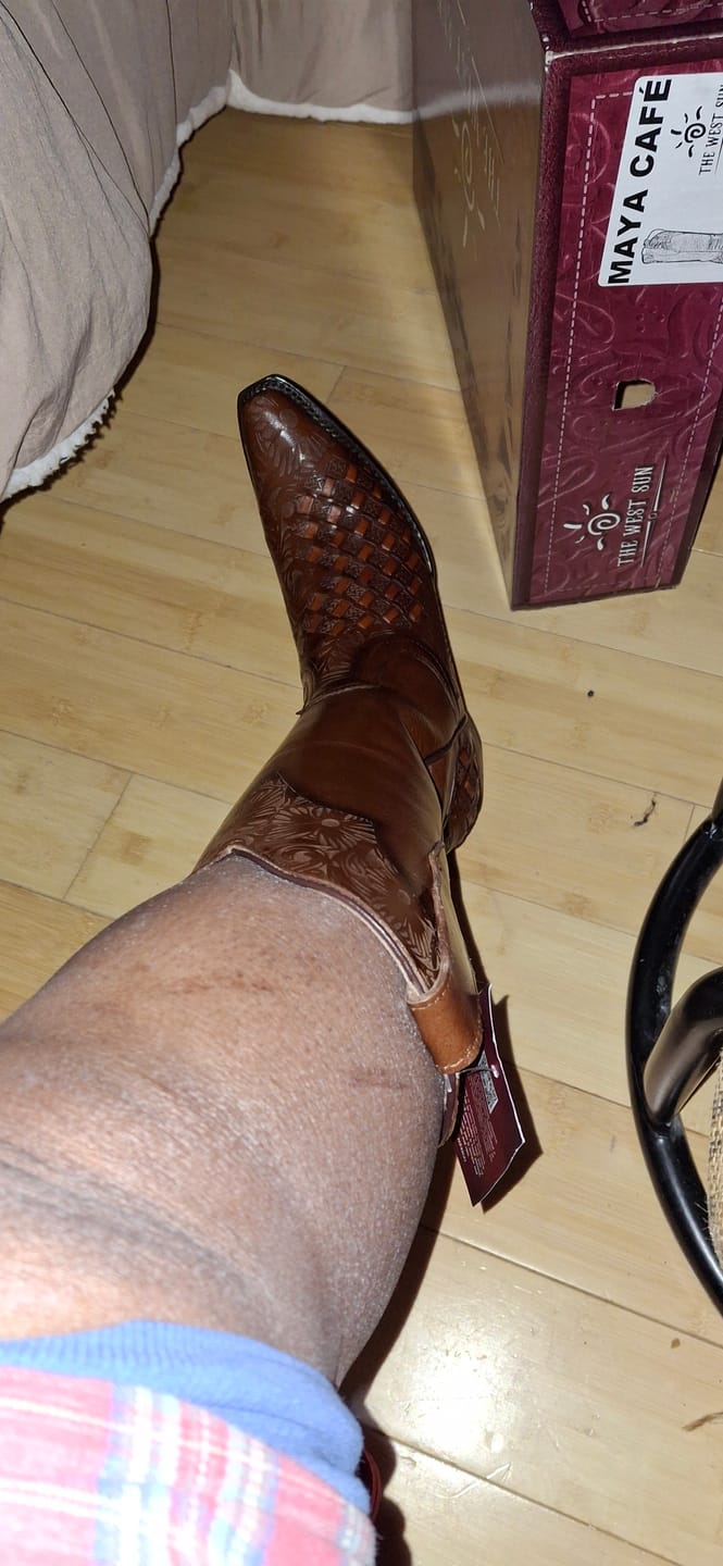 Customer photo review of Cowboy Boot Tall Maya Brown