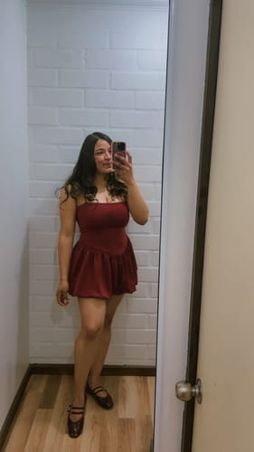 Customer photo review of VESTIDO EMELINE BURDEO