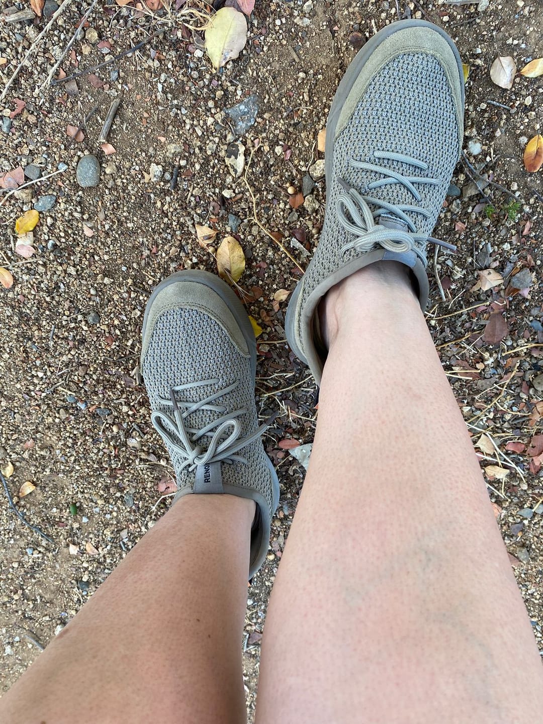 Customer photo review of Zapatilla Versaknit Taupe Unisex