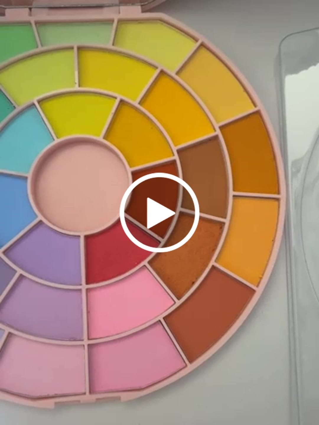 Customer video review of P. Louise Off The Record Eyeliner Palette