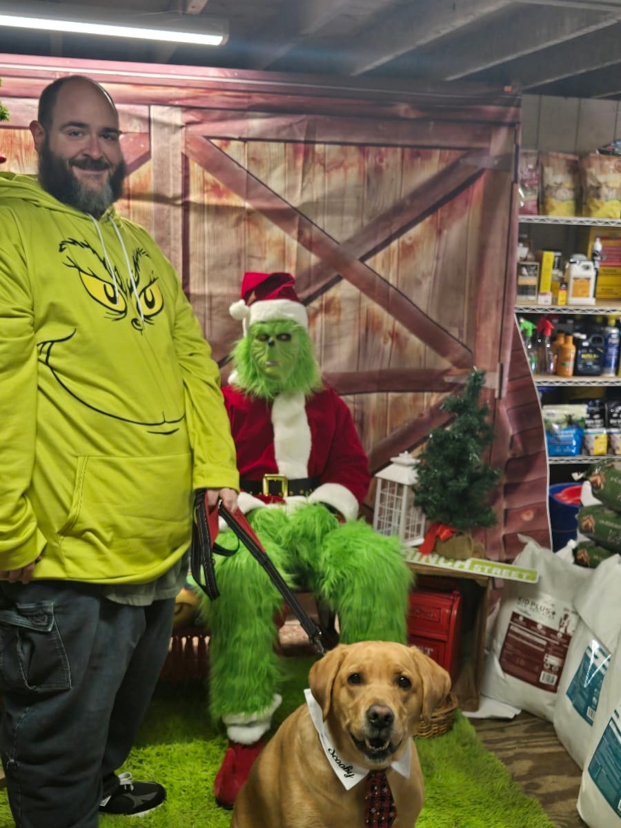 Customer photo review of Men's Yellow How Grinch Stole Christmas Face Plus Size Hoodie