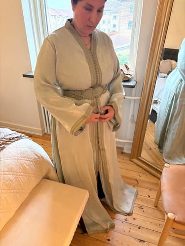 Customer photo review of Esmée