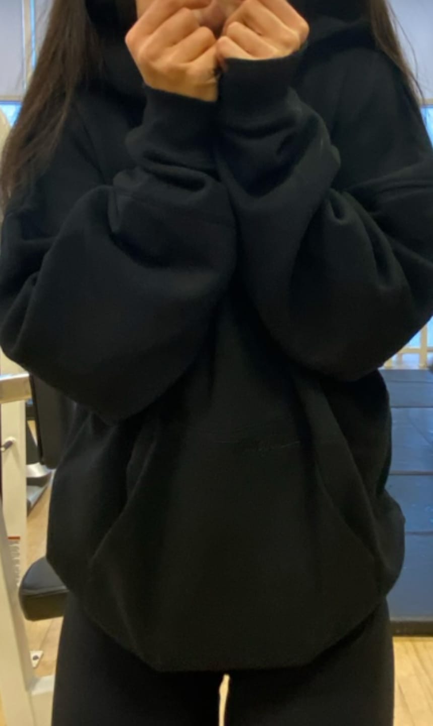Customer photo review of W558 - Wavy Hoodie