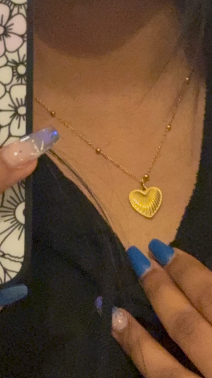 Customer photo review of Heart Pendant Necklace w/ Satellite Chain