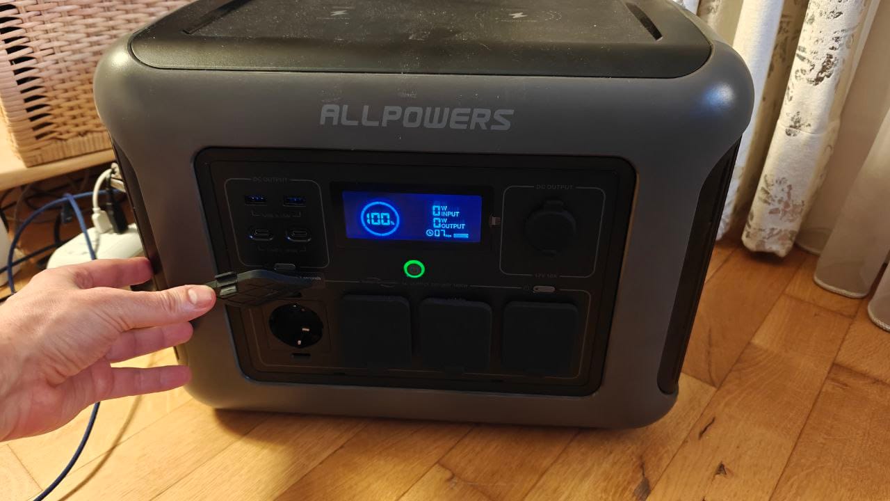 Customer photo review of ALLPOWERS R1500 Portable Power Station 1800W 1152Wh LiFeP04 Battery