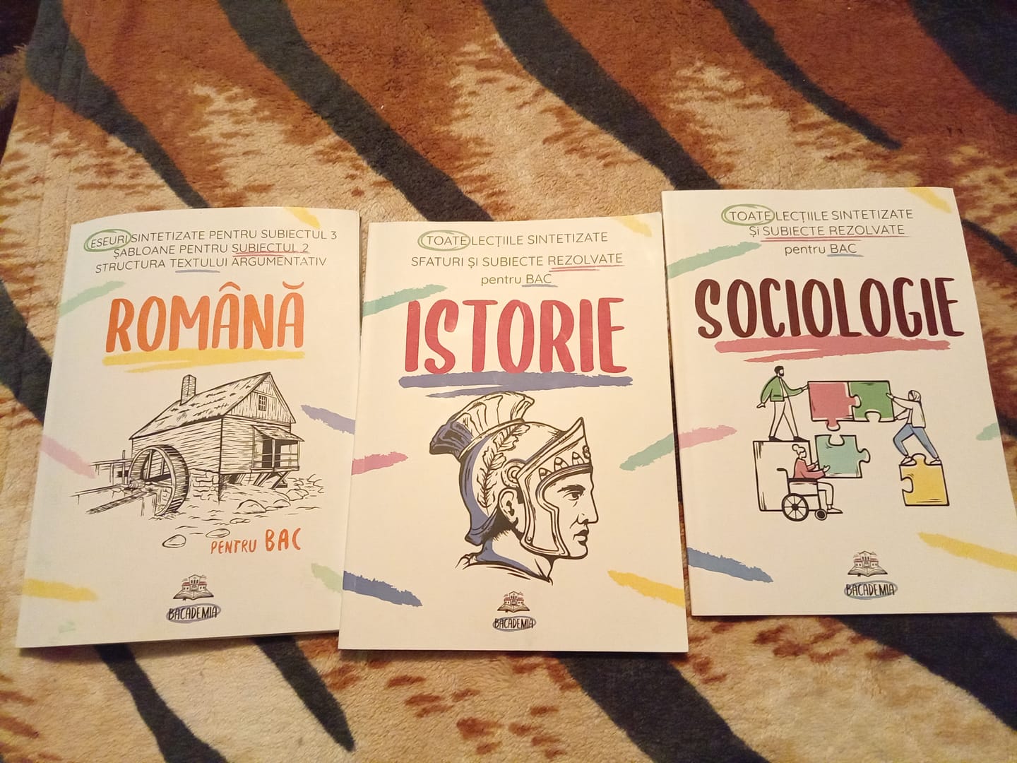 Customer photo review of Pachet Bacalaureat (Română + Istorie + Sociologie) Bacademia